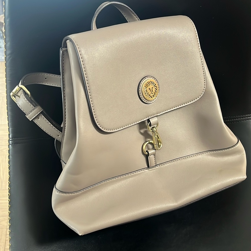 Anne Klein small purse backpack , beautiful size and in great shape